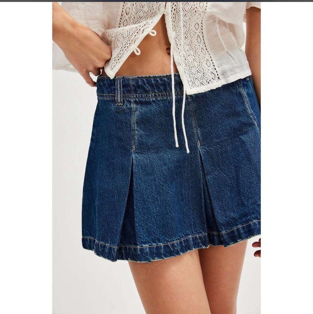We The Free Madison Ave Denim Pleated Mini Skirt 24